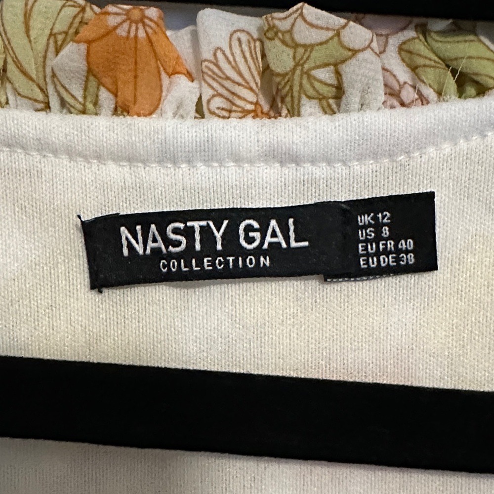 Nasty Gal Floral Tie Front Long Sleeved Mini Dress - Picture 5 of 7